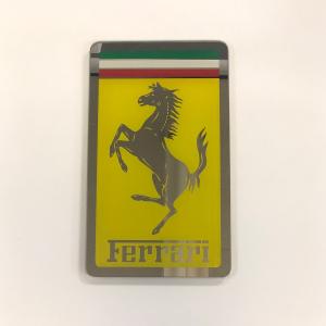 Ferrari フェラーリ 跳ね馬ピンバッジ Ferrari フェラーリ 跳ね馬ピンバッジ - メルカリ - コレクション