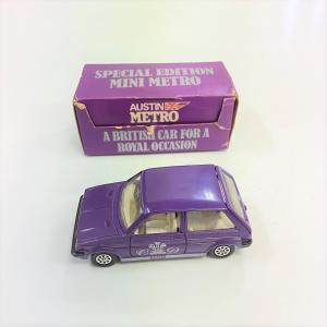 MINI（ミニ） CORGI 1/36 Rover Mini Cooper & BMW MINI One D : ミニ