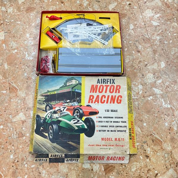 現品　AIRFIX　MOTOR　RACING　1/32　MR　スロットカーキット