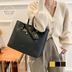 トートバッグ チャーム付き レディース