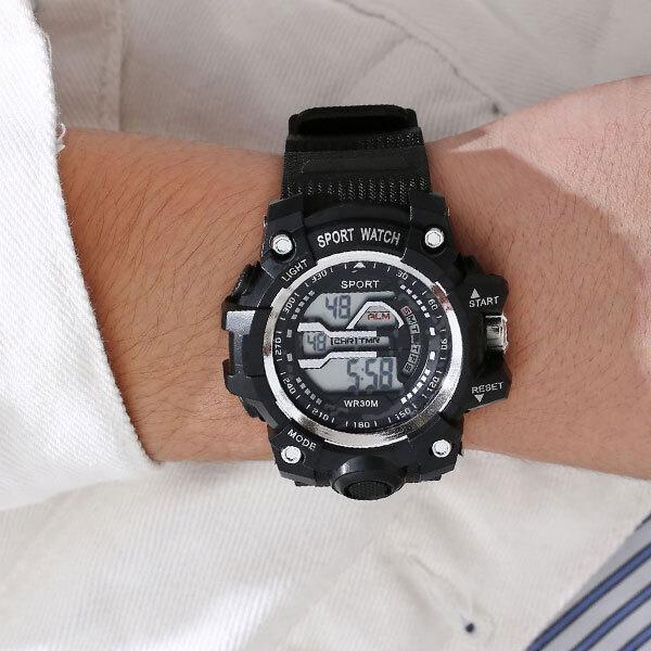 即納 防水 時計 スポーツウォッチ 腕時計 デジタル ラバー 多機能 アウトドア