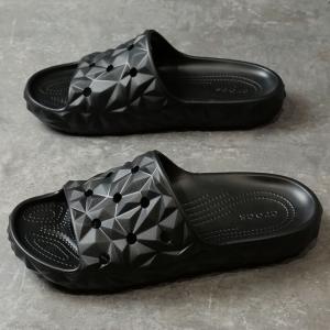 crocs（クロックス） サンダル クラシック バックル クロッグ 213347