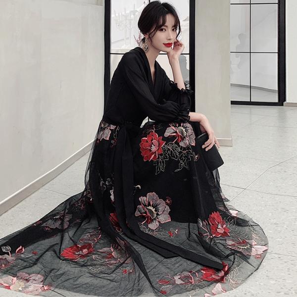 カラードレス パーティードレス イブニングドレス Aラインドレス 黒 花柄 長袖 Vネック フォーマ...