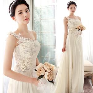ウエディングドレス スレンダーライン ロング 白 結婚式 花嫁