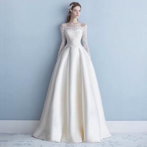 ◯新品タグ付⭐︎カエンバックデザインロングドレスウェディング長袖日本製 ウェディングドレス 白 安い 結婚式 花嫁 二次会 長袖 プリンセス 冬