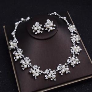 ティアラ クラウン ネックレス イヤリング 3点セット 結婚式 頭飾り