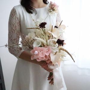アンティークピンク クラッチブーケ シャビーナチュラル フォト