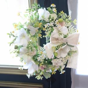 クリスマスリース 40cm パールホワイト 玄関 おしゃれ 北欧 上品 高級