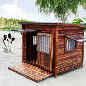 無垢材の犬小屋 屋外の木造犬小屋 通年利用可能 防雨防腐 耐候性 ベランダ 庭先 屋上 室内 兼用 夏涼しく冬暖かい 頑丈 多環境対応