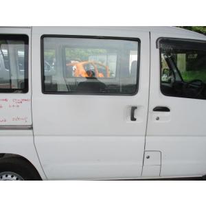 ミニキャブ GD-U61V 右リアドア W09 ソフィアホワイト