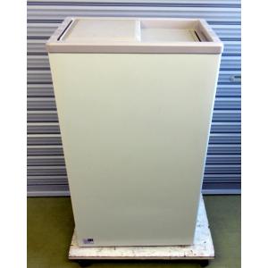 2022年製　サンデン冷凍ストッカー 42L スライド扉タイプ　PF-057XG PF-057W(旧型式：PF-057XG) サンデン 冷凍ストッカー 42L