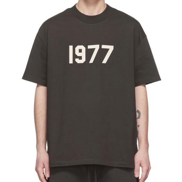 フィアオブゴッド fog essentials Tシャツ メンズ 正規品 FEAR OF GOD エ...