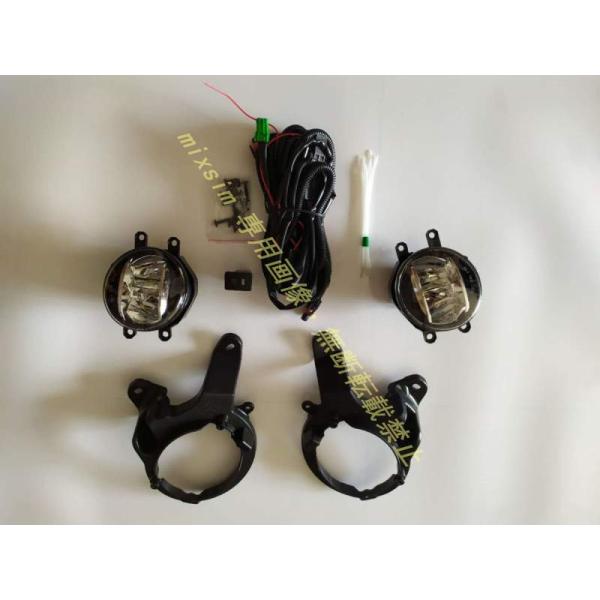 新品 高品質 LEDバルブ付 フォグランプセット【 C-HR CHR NGX10 / NGX50 /...