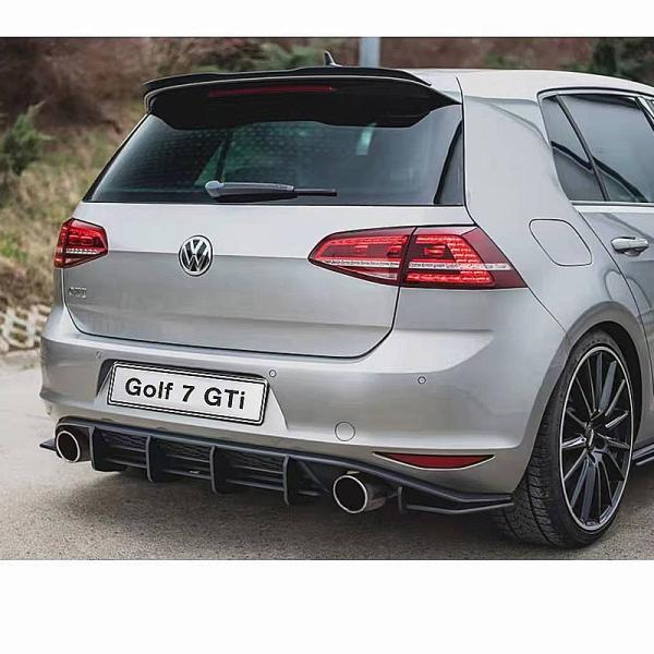 フォルクスワーゲン ゴルフ7 GTi V2 ブレードリアリップ