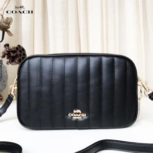 COACH ショルダーバッグ レディース コーチ Wジップ C1569 Jes Crossbody With Linear Quilting ショルダーバッグ レザー [アウトレット] [並行輸入品]