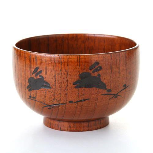 天然木製 子供椀 跳びうさぎ彫り 漆塗り 汁椀 おわん お椀 スープボウル 出産祝い 食器 食い初め...