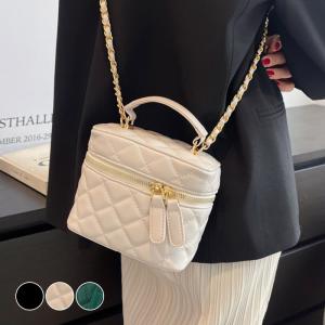 ショルダーバッグ レディース 斜め掛け チェーンバッグ キルティング 2way 白 黒 おしゃれ かわいい