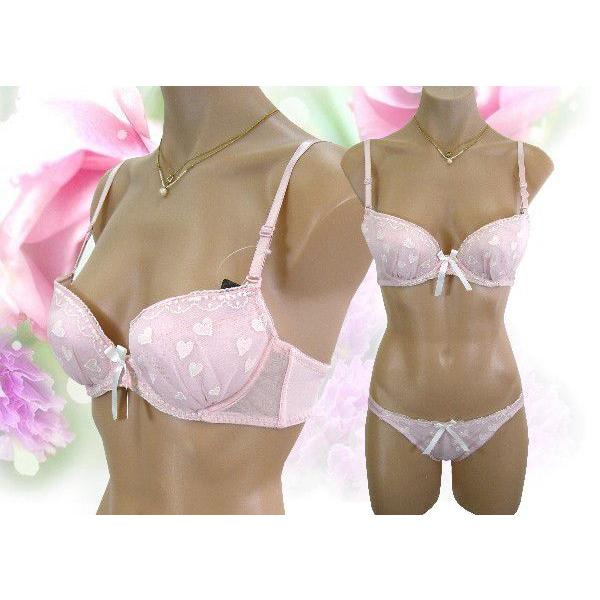 ハート刺繍がフェミニンな印象の　ブラジャー＆ショーツ　ピンク　Ｄ６５ A27