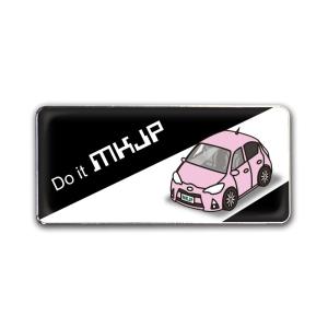 MKJP エンブレム 2個入り トヨタ アクアNHP10 ベース：ブラック 車カラー：ピンク ゆうメ...