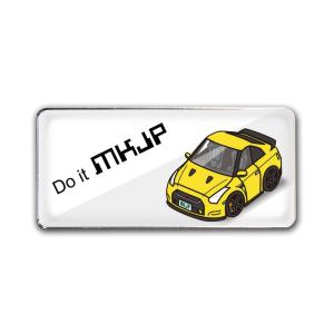 MKJP エンブレム 2個入り ニッサン GT-R R35 ベース：ホワイト 車カラー：イエロー ゆ...