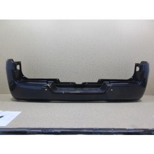 日産　キャラバン　E26　標準　純正　リア　バンパー