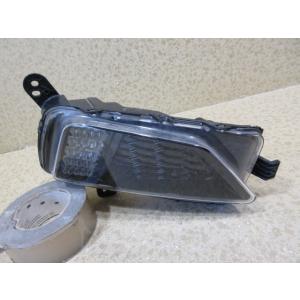 良品　ポロ　２G　AWCHZ　純正　右　フォグランプ　2G0941662