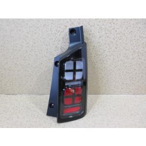 良品　ホンダ　フリード　GT1　GT3　純正　右　テール　ランプ　KOITO　220-622E7