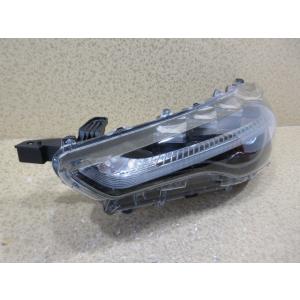 トヨタ　カローラ　クロス　ZSG10　ZVG11　純正　LED　左　ヘッドライト　刻印：Z　HASC...