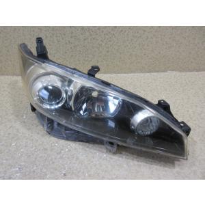 トヨタ　ウィッシュ　ZGE20　ZGE21　純正　HID　右　ヘッドライト　ICHIKOH　68-1...