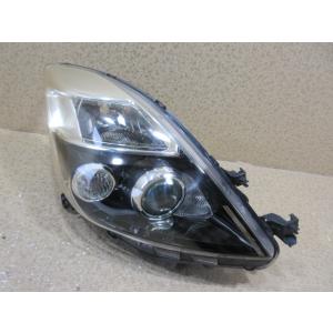 トヨタ　アイシス　ZGM10　ANM10　純正　HID　右　ヘッドライト　KOITO　44-72　8...