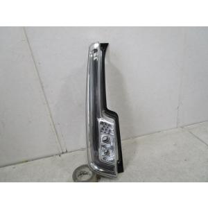 良品 ダイハツ ムーヴ キャンバス LA850S/LA860S 純正 左 テール