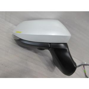 トヨタ　シエンタ　MXPC10G　純正　ウィンカー・カメラ・BSM付　右　ドアミラー　１３ピン