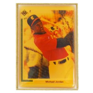 MLB ホワイトソックス マイケル・ジョーダン ベースボール コレクション ピンバッジ Upper Deck レッド レアアイテム｜mlbshop