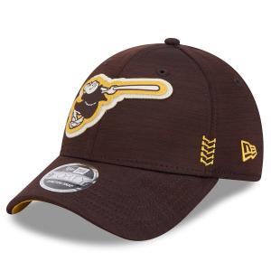 MLB パドレス キャップ 2024 クラブハウス Clubhouse 9FORTY アジャスタブル ニューエラ/New Era ブラウン｜mlbshop