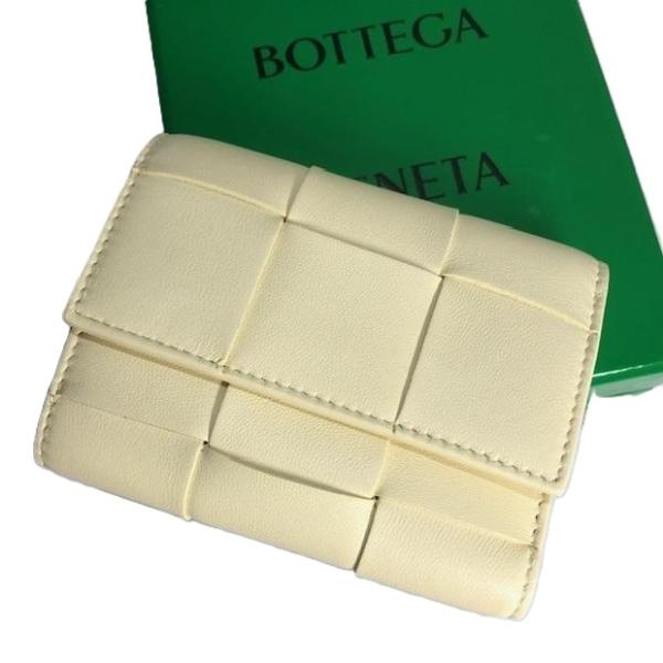 BOTTEGA VENETA ボッテガヴェネタ イントレチャート カセット 三つ折り カモミール 7...