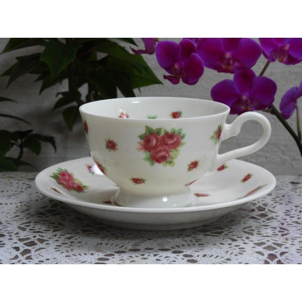カップ＆ソーサー・イングリッシュローズ　ピンクの薔薇・ティーカップ＆ソーサー・アイボリーボディー