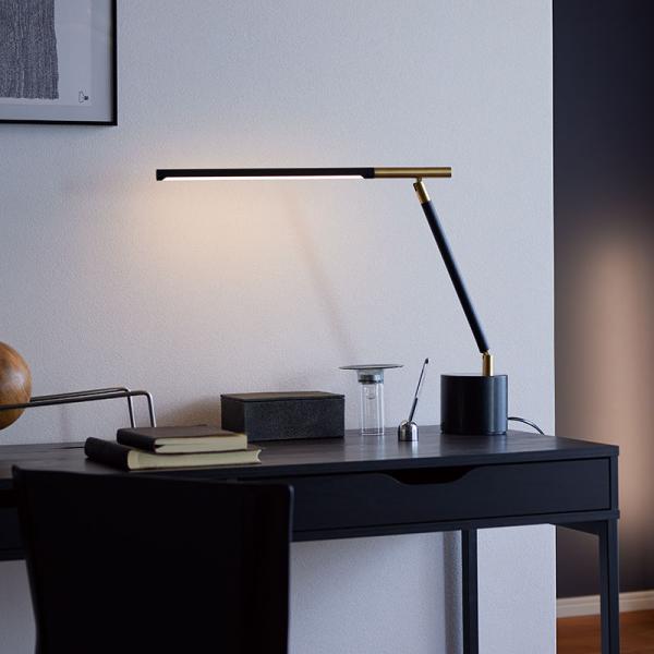 Vision LED desk lamp ビジョンLEDデスクランプ　LED内臓 玄関前渡し-OS