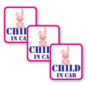 [3枚セット][ CHILD IN CAR ] 車 サイン シール ステッカー ユポ素材 95mm x 105mm 厚み0.08mm [うさぎ/文字ブルー]｜mobilewin