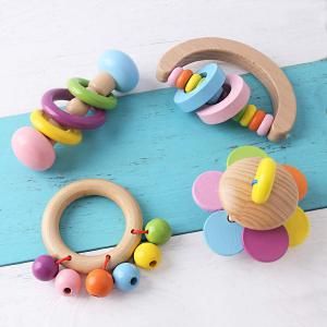 baby firstlook おもちゃ ラトル 天然木 4個セット ガラガラ