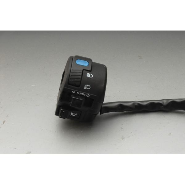 バイク用 スイッチ ユニバーサル集合スイッチ2 左側用 プッシュキャンセルウィンカースイッチ仕様C4...