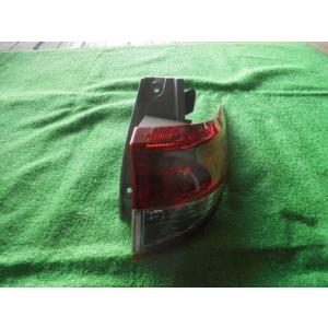 エスティマ DBA-ACR50W 右テールランプ 81551-28511 (Mogee FA113 ...