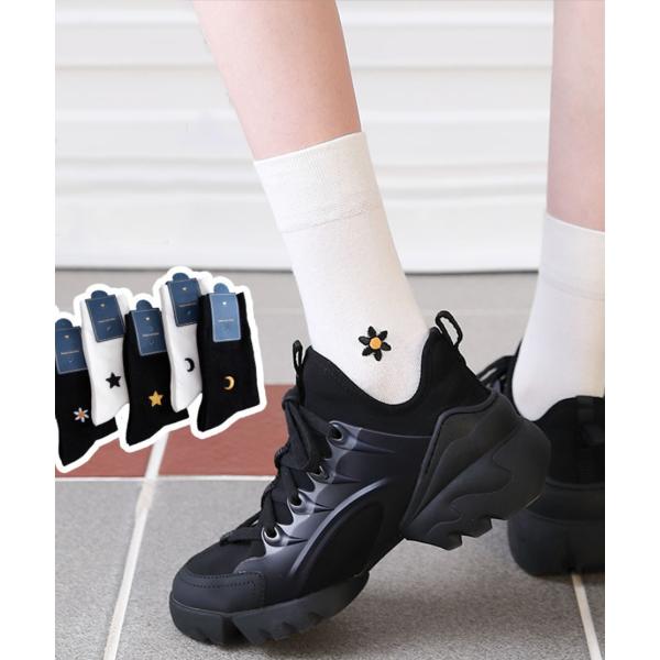 靴下 レディース おしゃれ かわいい ショート ロング 綿 綿混 ソックス 暖かい 無地 花 月 星...