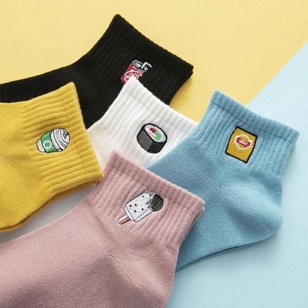靴下 レディース おしゃれ かわいい 綿 綿混 ソックス 暖かい 無地 スイーツ 食べ物 ロゴ 刺繍...