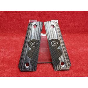 アルタモント製 実物コルトパールインレイロゴ入りチェッカー木製グリップ　新品 アルタモント ガバメント用 木製グリップ チェッカー パールインレイ