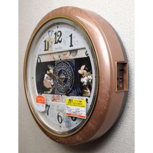 送料無料 セイコー Disney ディズニータイム 掛け時計 ミッキー ミニー インテリア時計 電波からくり時計 Fw561a Fw561a 木馬家具