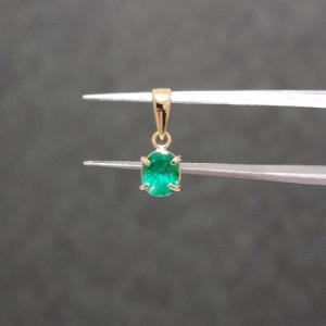 Classic CHESS（クラシックチェス） K18YG エメラルド フラワー