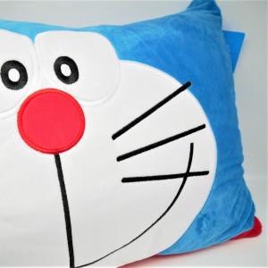 ドラえもん ダイカット枕 Mサイズ クッション...の詳細画像1