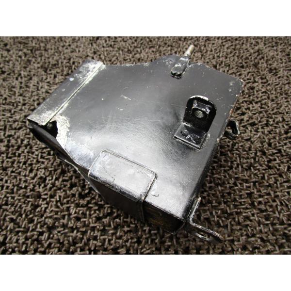 GT250 バッテリーボックス ●B605！GT250 スズキ 【 GT250 】 動画有