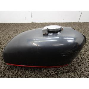【10月31日までの出品】GPZ900Rガソリンタンク　ZX900A Ninja GPZ900R ガソリンタンク □Q189！ZX900A カワサキ 【 ZX900A