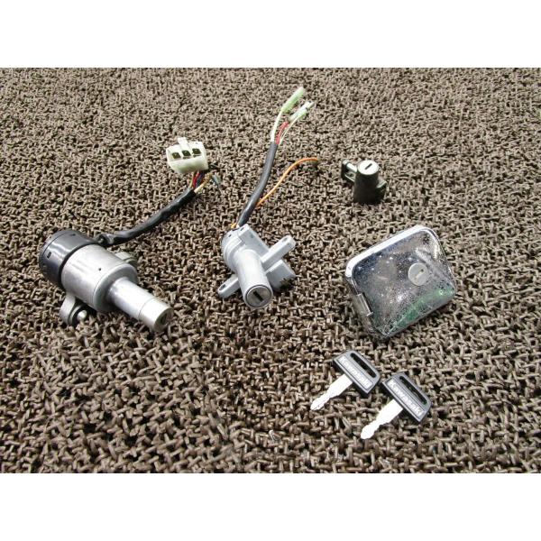 KZ1300 メインキーセット ●X895！KZT30A カワサキ 【 KZT30AE 】 キャブ車